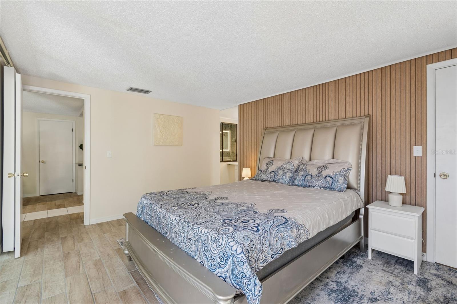 Spacious and full of light!