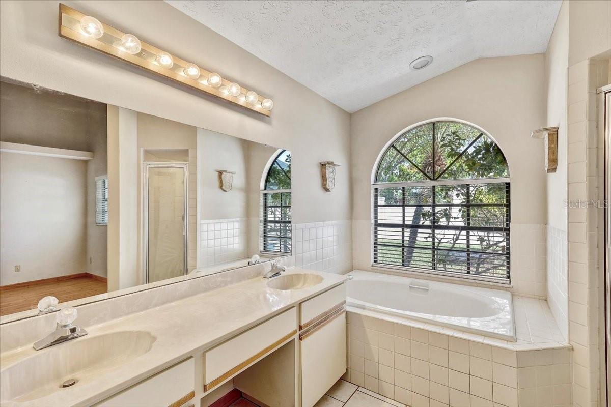 Primary En-suite bathroom 1