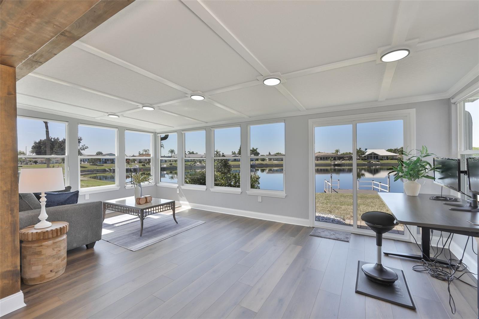 Year around Florida room