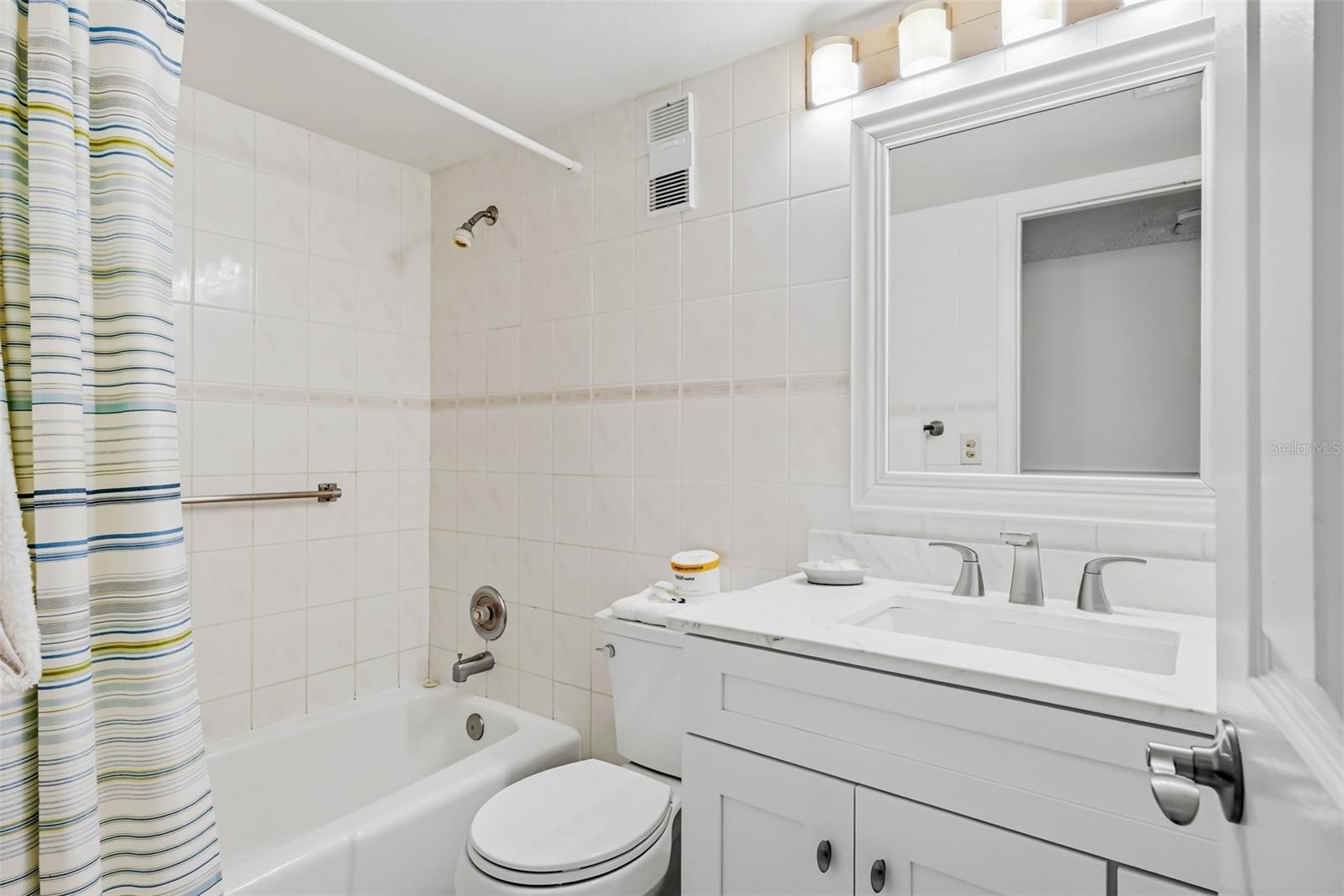 Guest Bathroom with tub/shower combo
