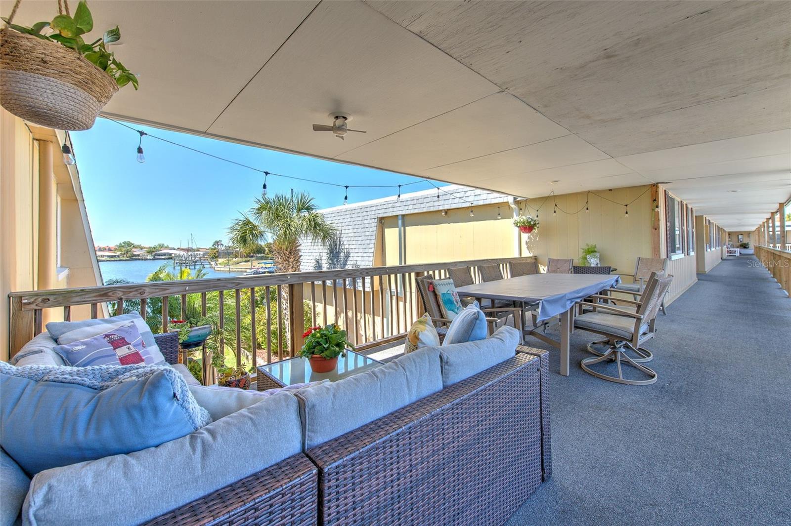 Say HI to friends and neighbors!