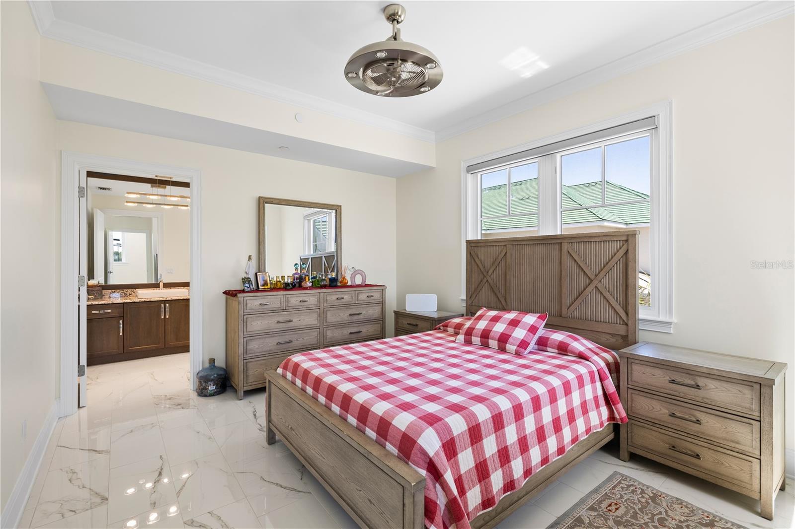 1 Palm Ter Primary Bedroom