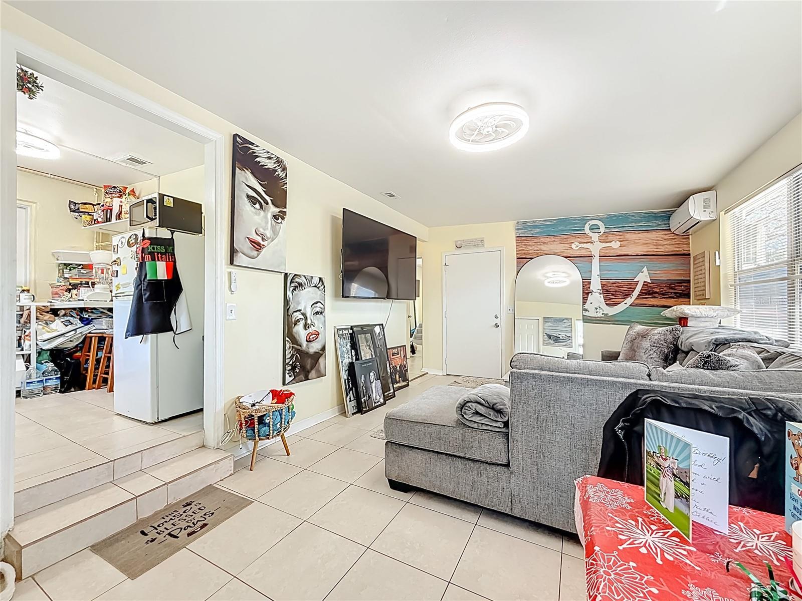 Mother-in-law Living room