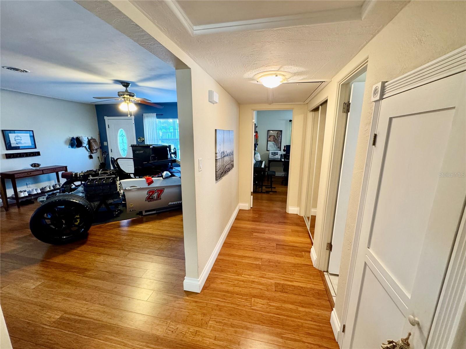 Hallway, to the left Living Room
