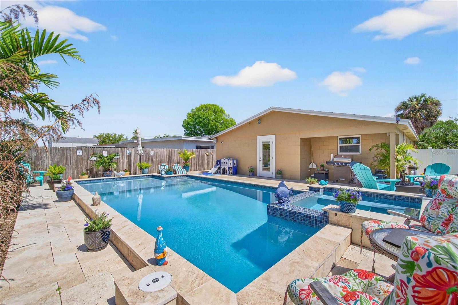 Your fully fenced private backyard Paradise