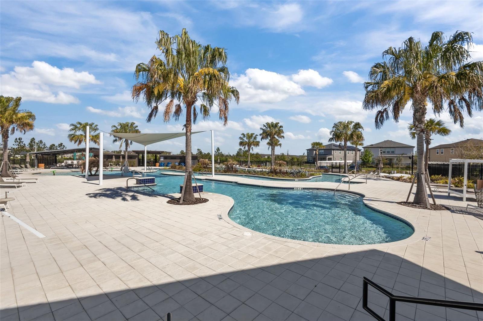 Community Pool that also has a lazy river!