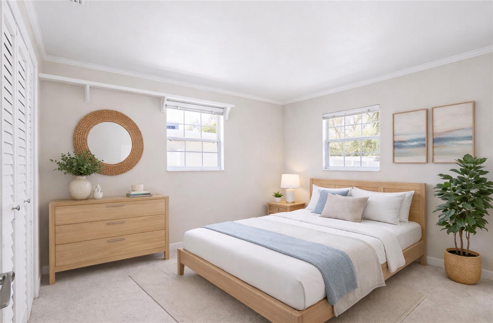 Bright secondary bedroom ideal for guests or home office