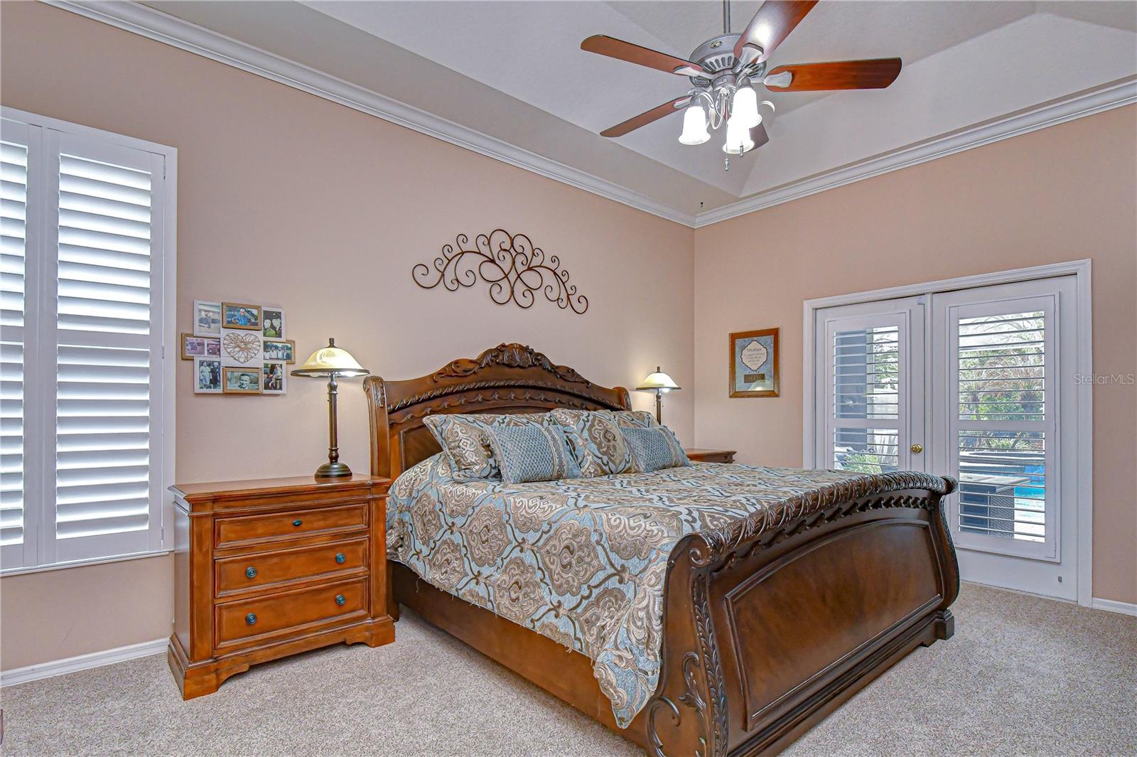 French doors leading directly to the lanai.