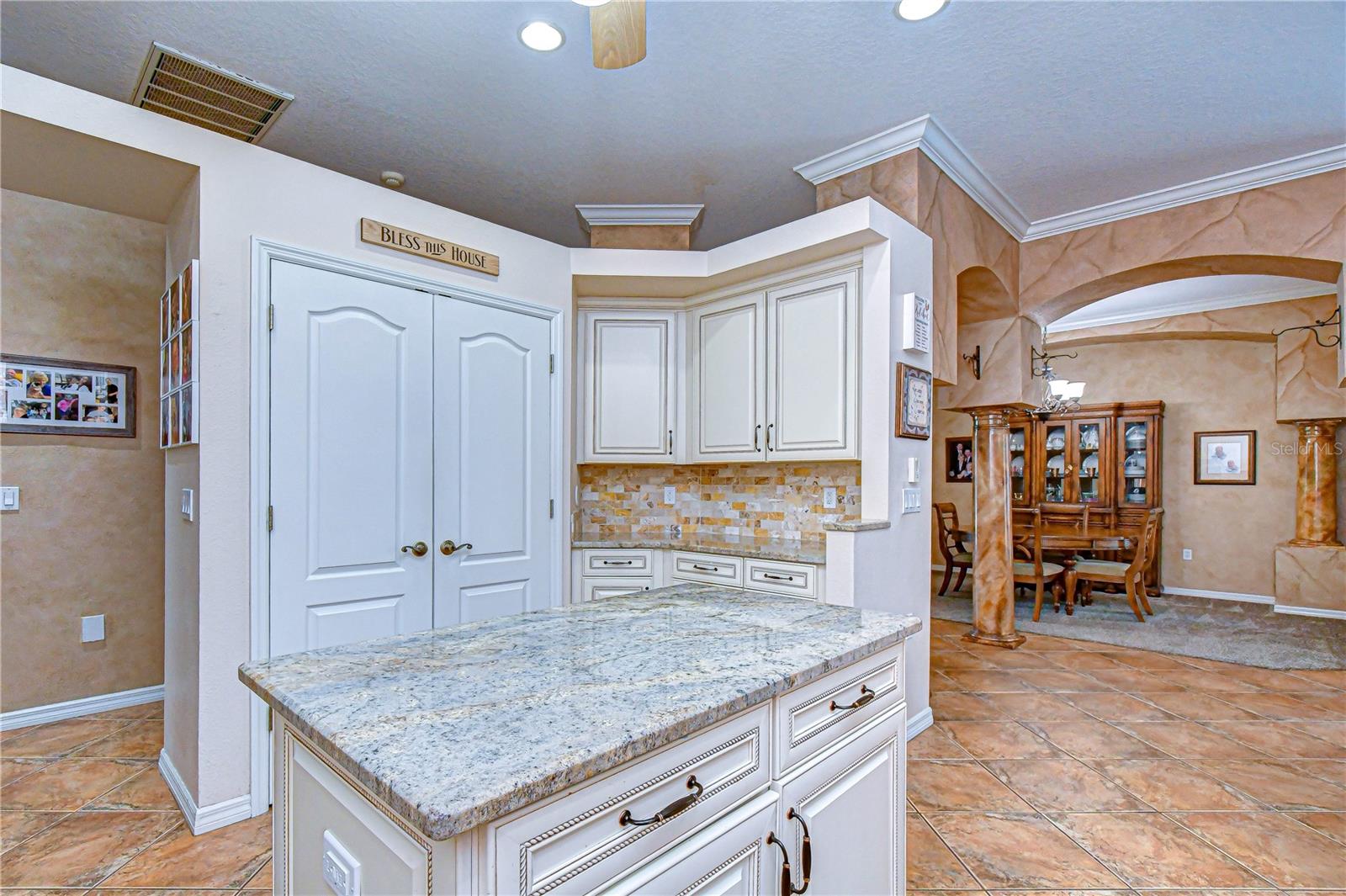 Center island offering additional prep and storage space.