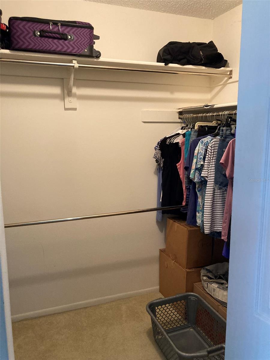 Walk in closet