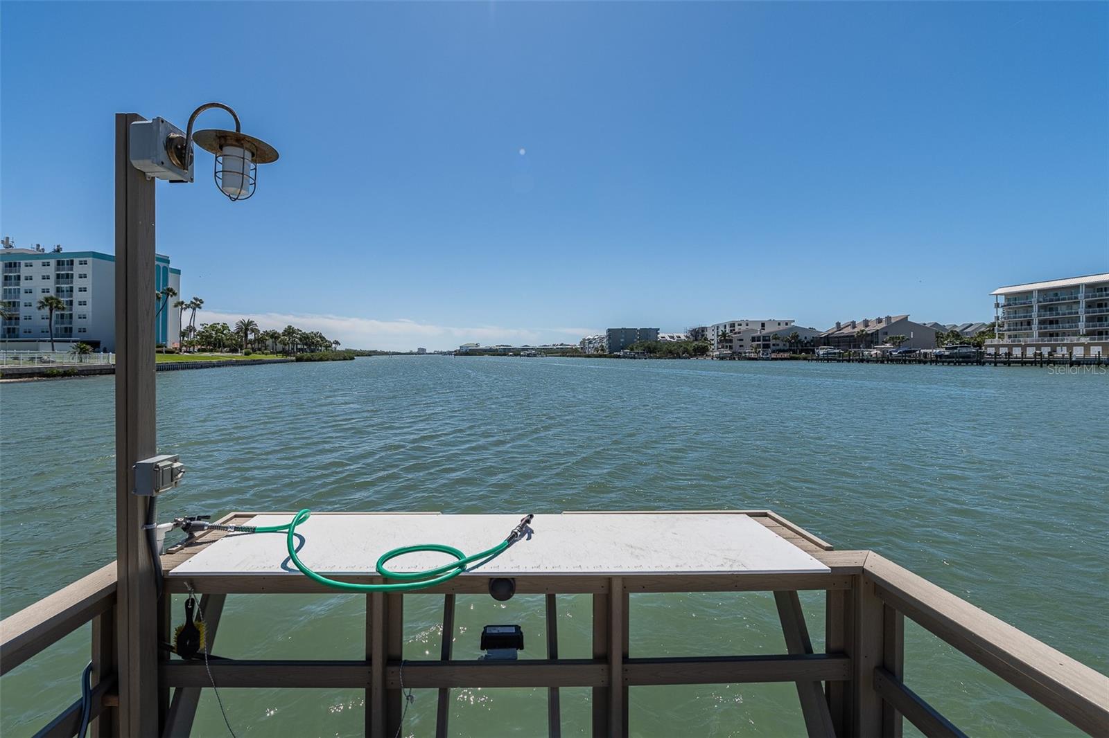 Fishing dock