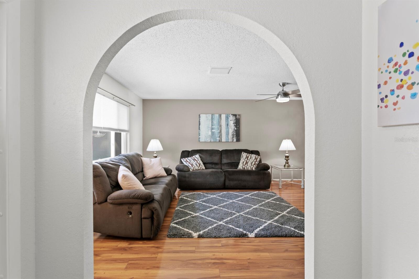 Arched Entry to Family Room