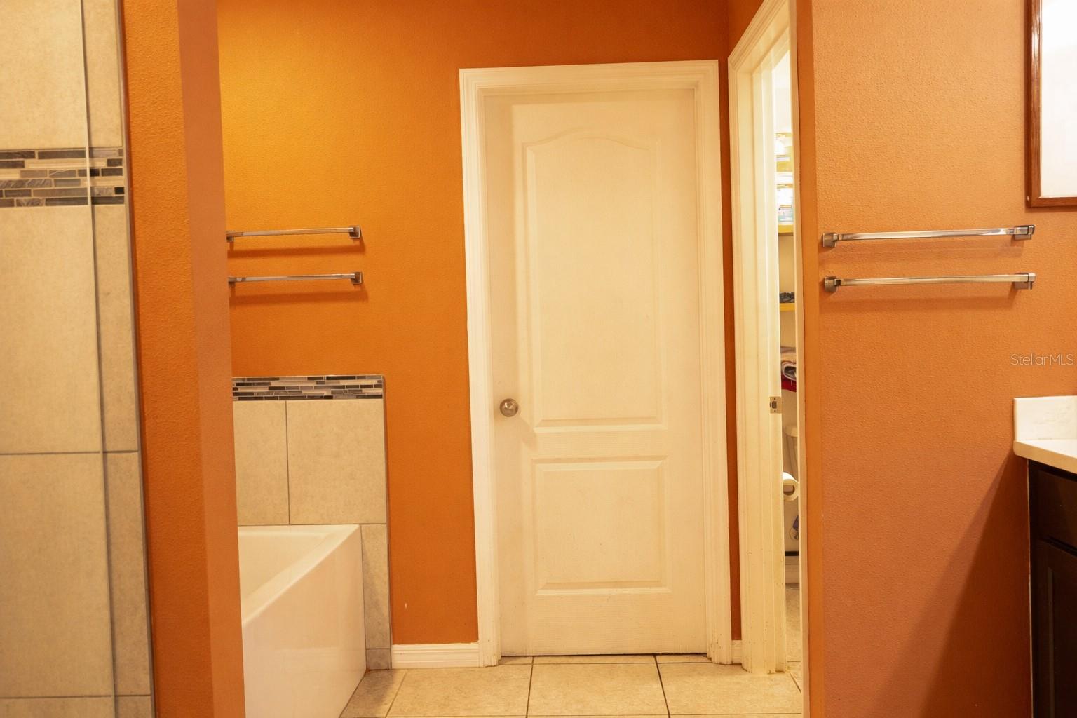 master en-suite bathroom