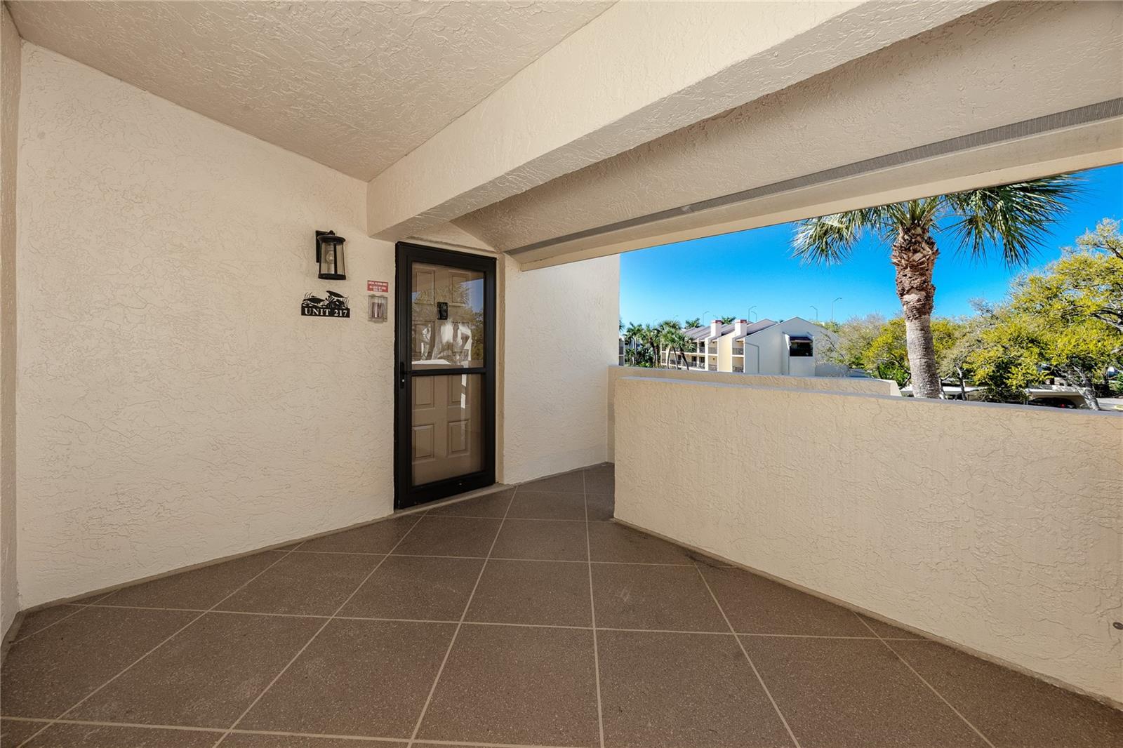 Large private space outside of front door