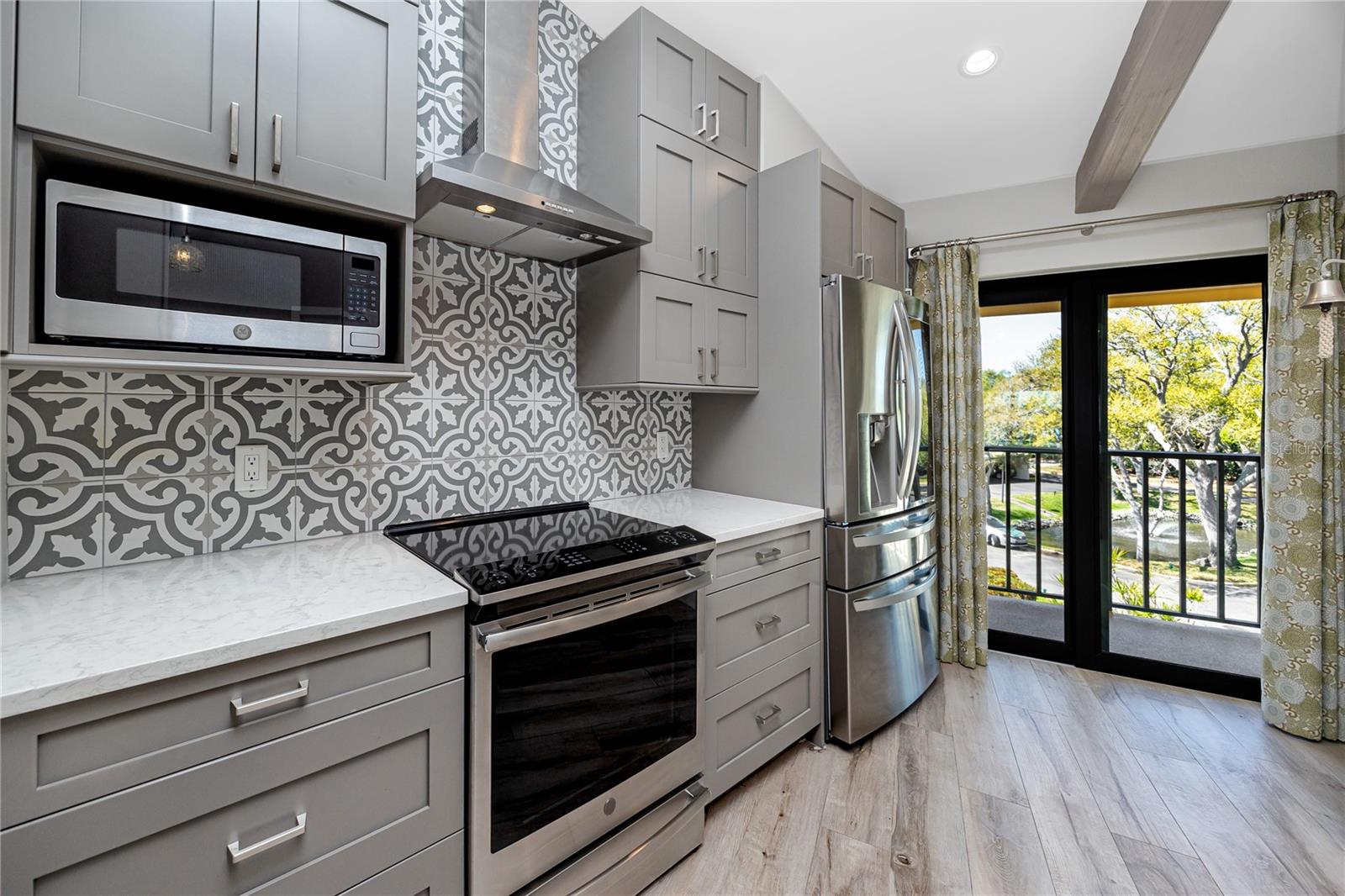 Balcony off of kitchen