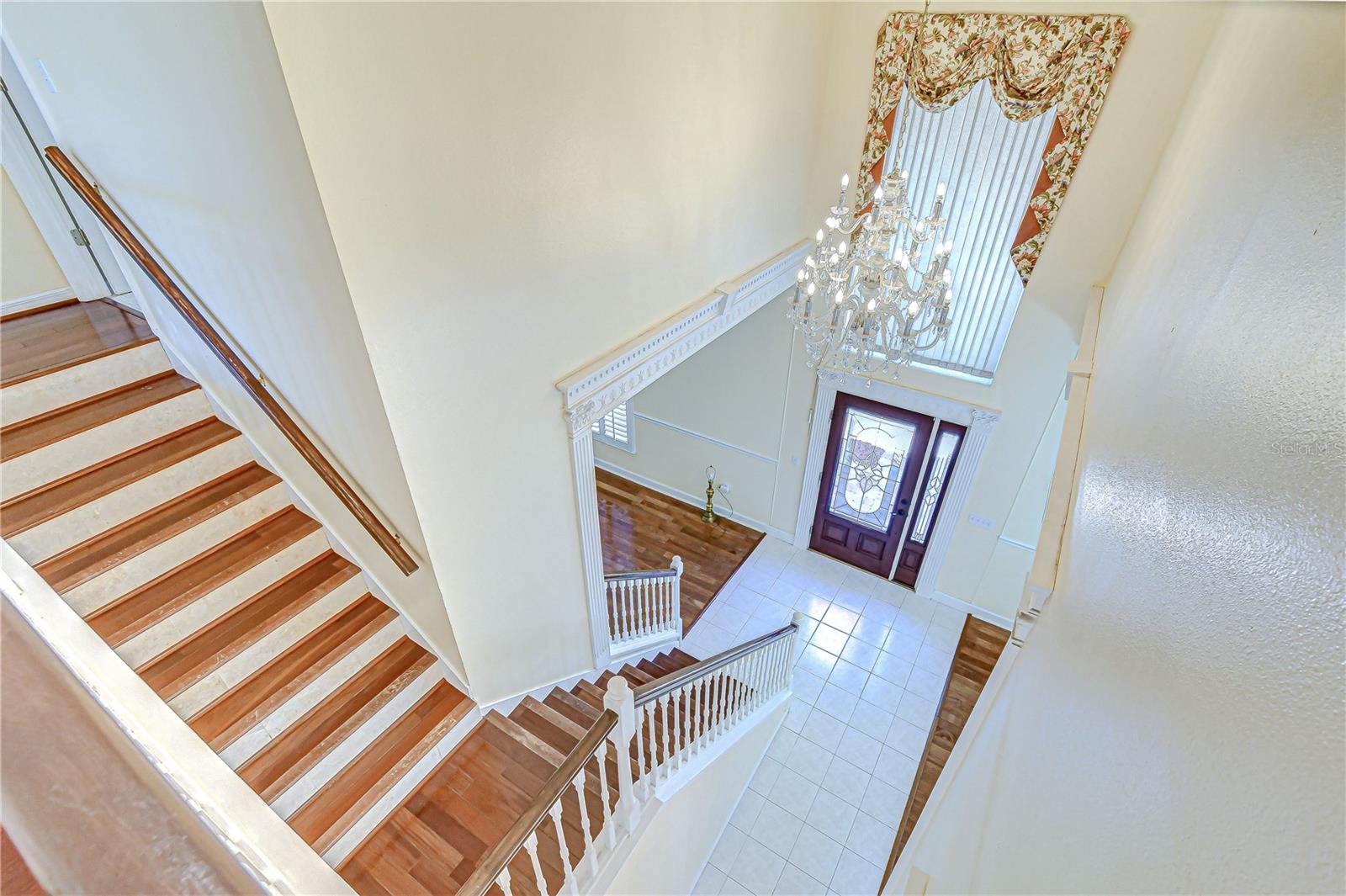 Statement staricase.