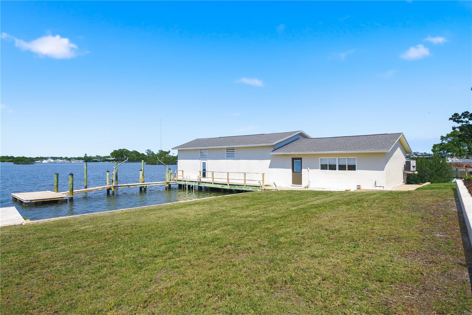 Boat and Guest House