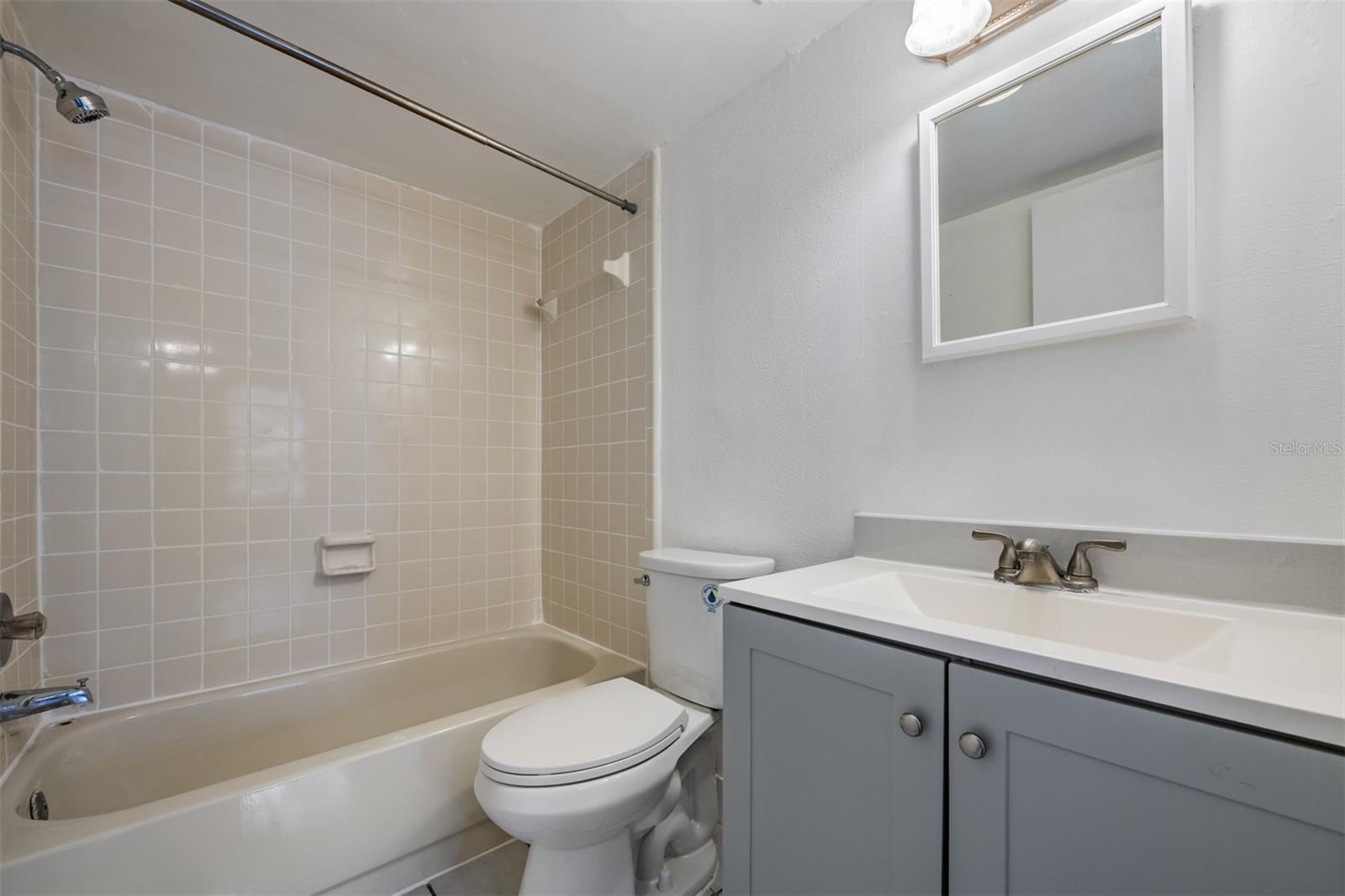 Primary en suite bath