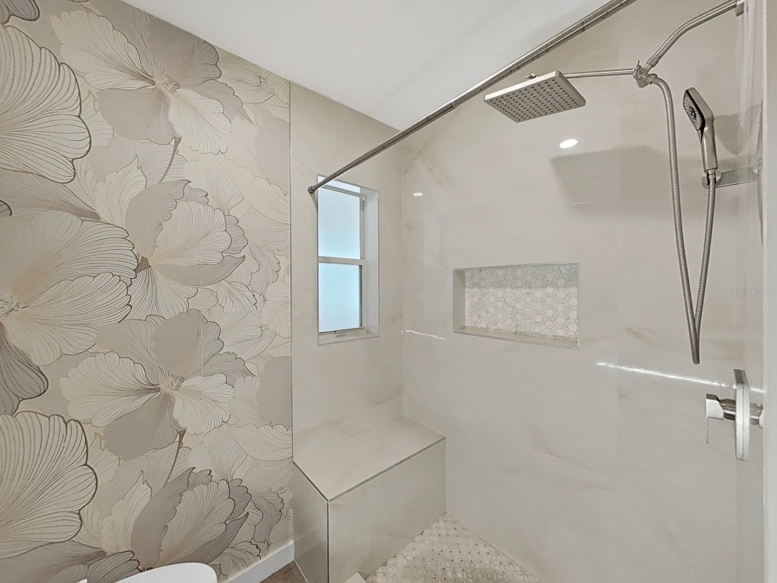 full hall bath