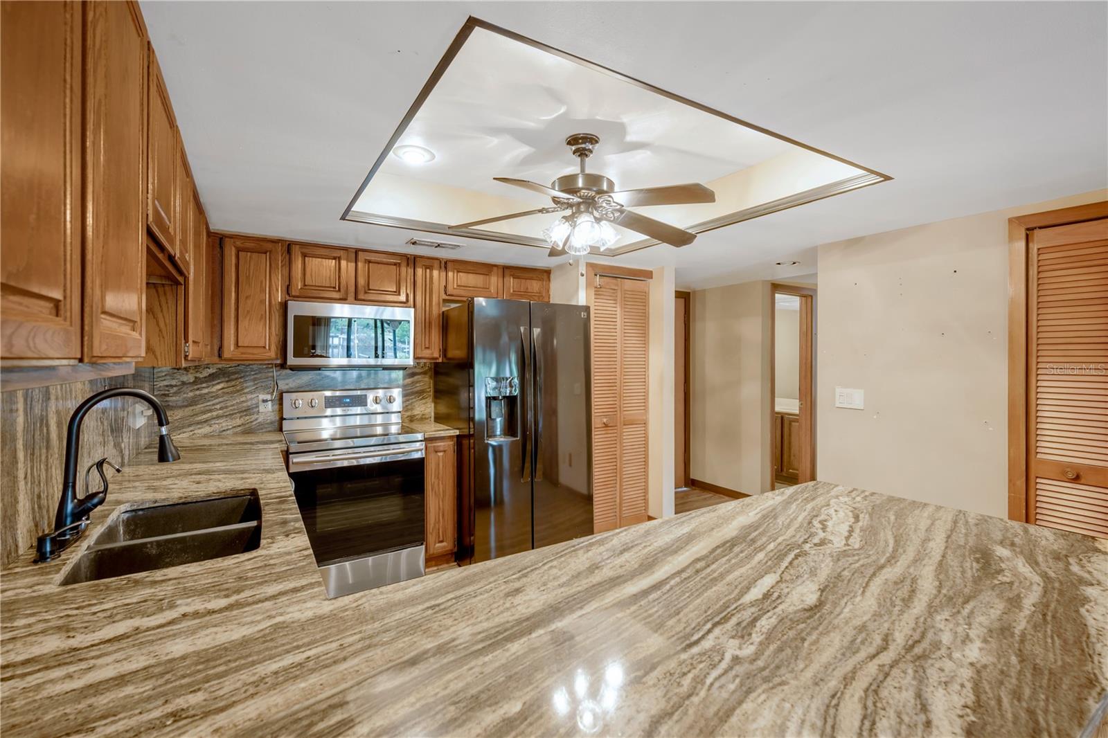 Beautiful Granite Counters!