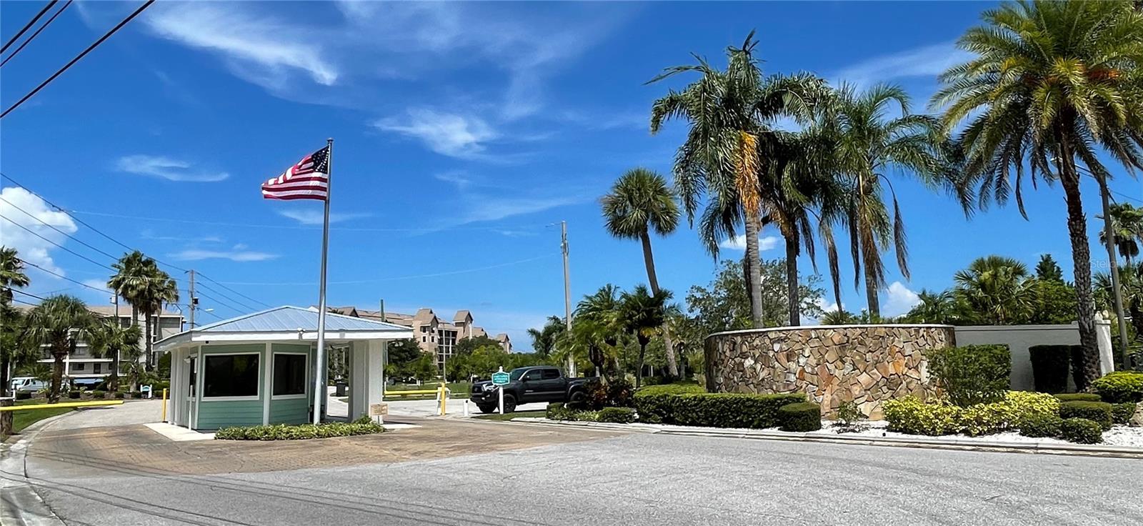 Gate with 24/7 guard