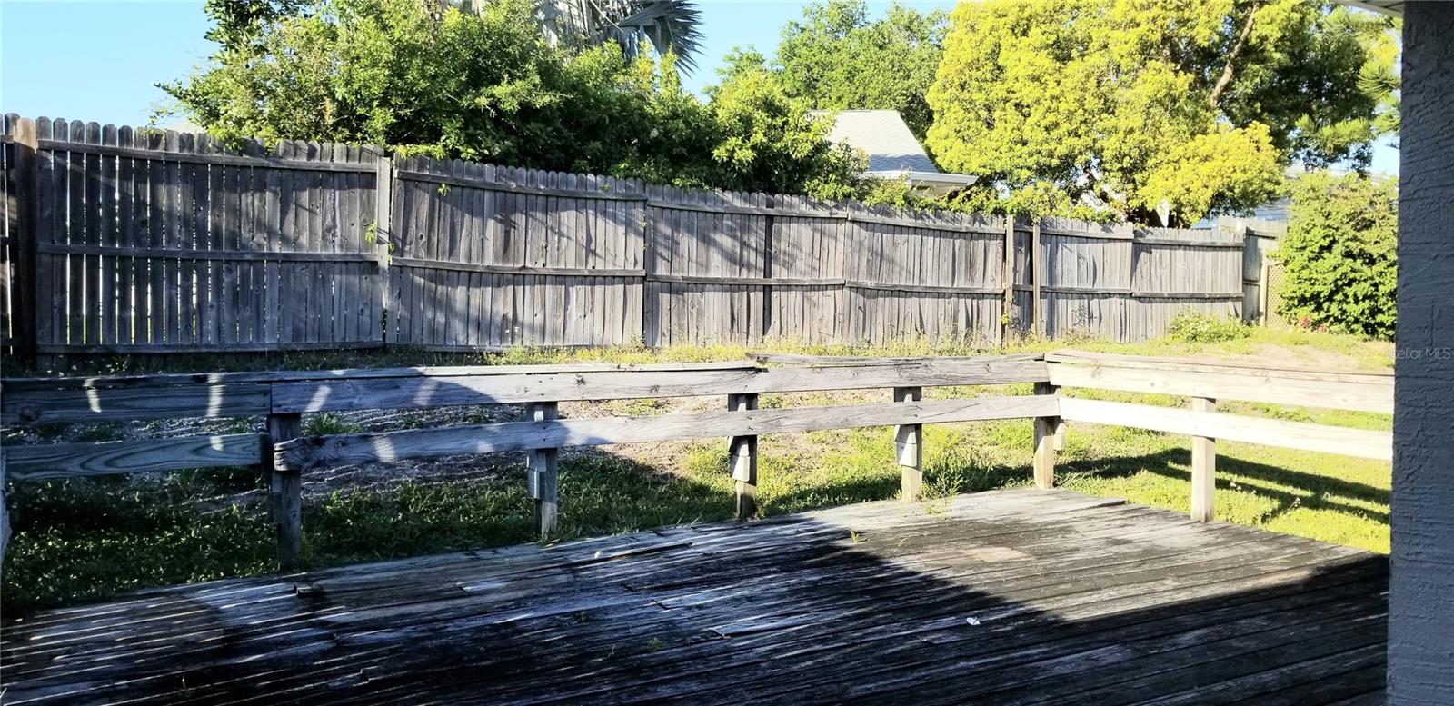 Large back yard has so much potential