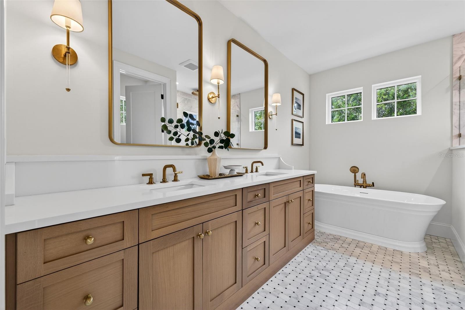 Primary Ensuite Luxury Bath