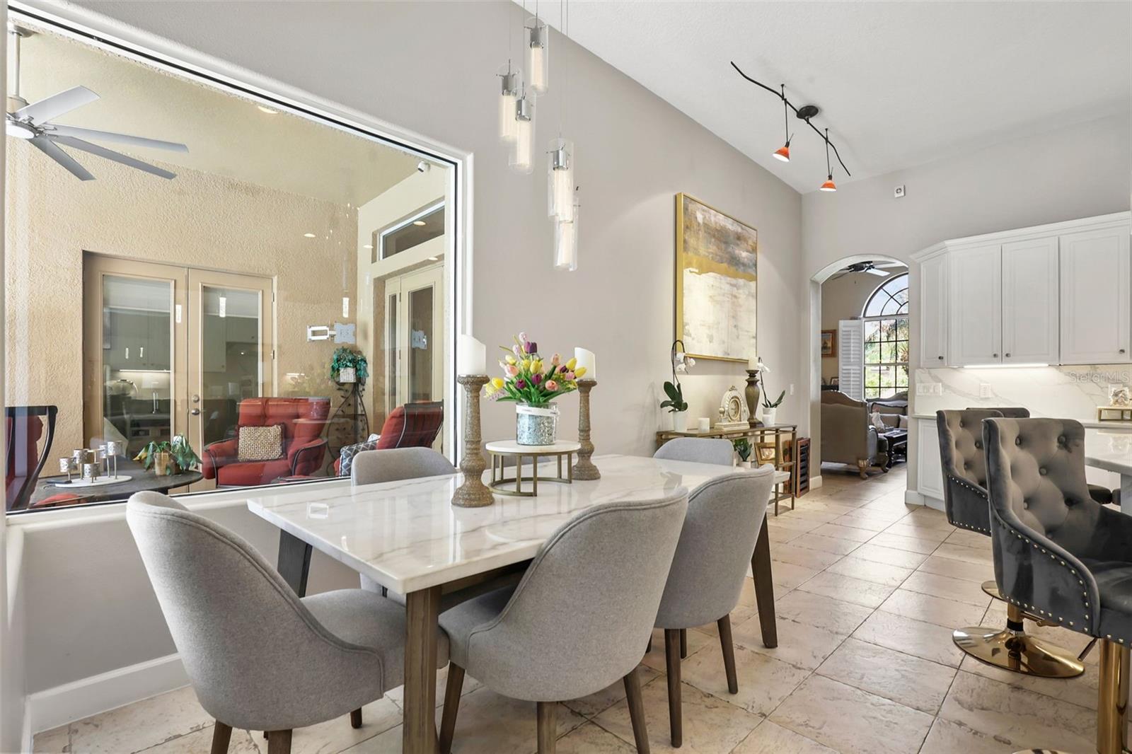 Eat-In Kitchen Space