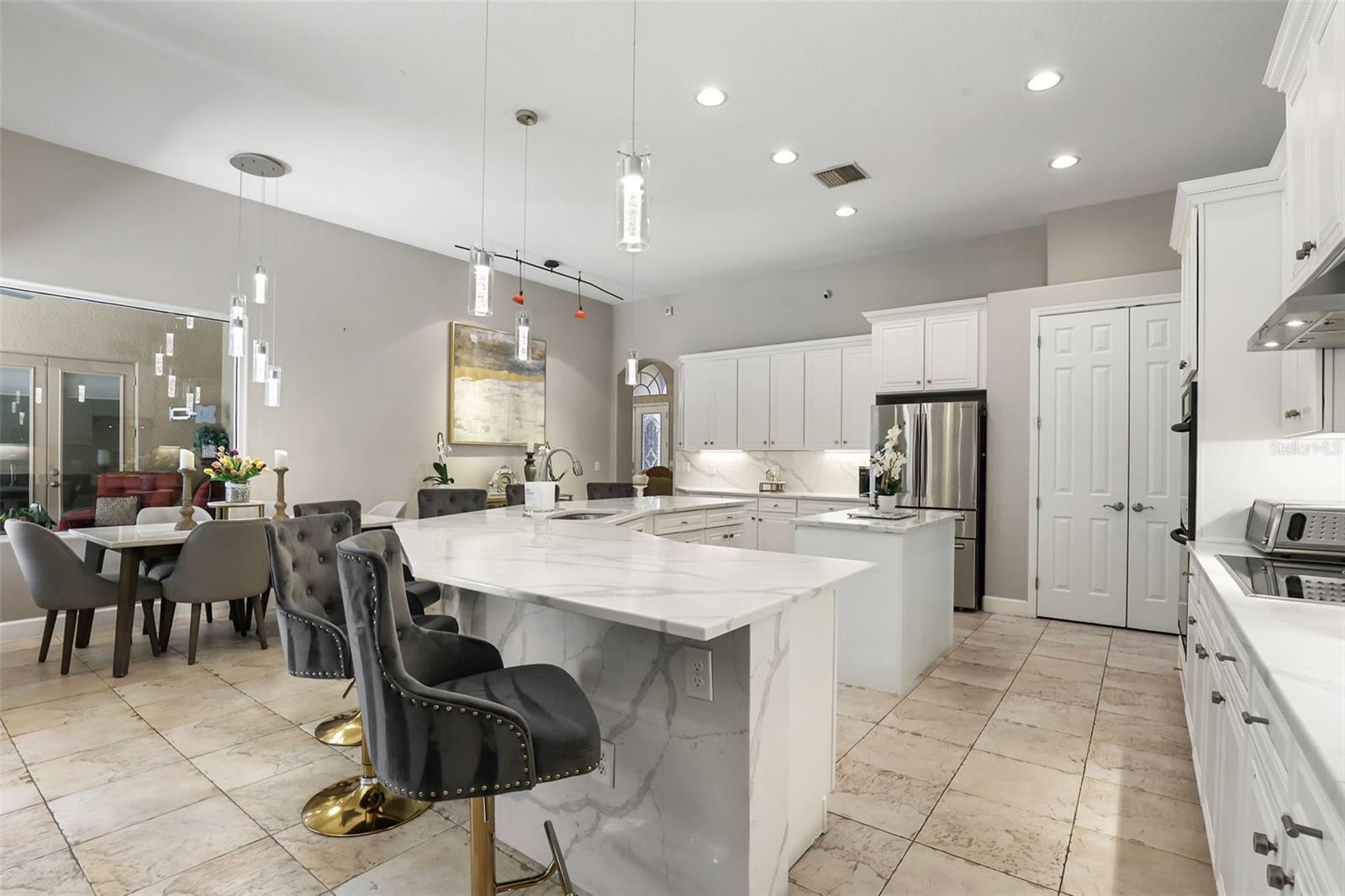 Kitchen-Recessed Lighting/Modern Fixtures
