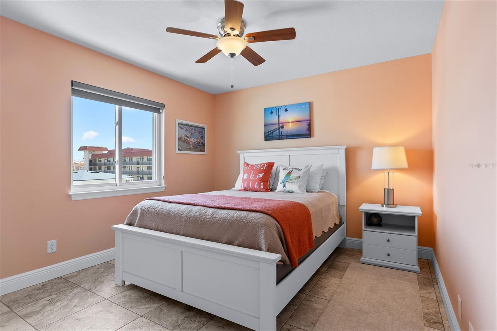 Fourth bedroom - 3rd Floor