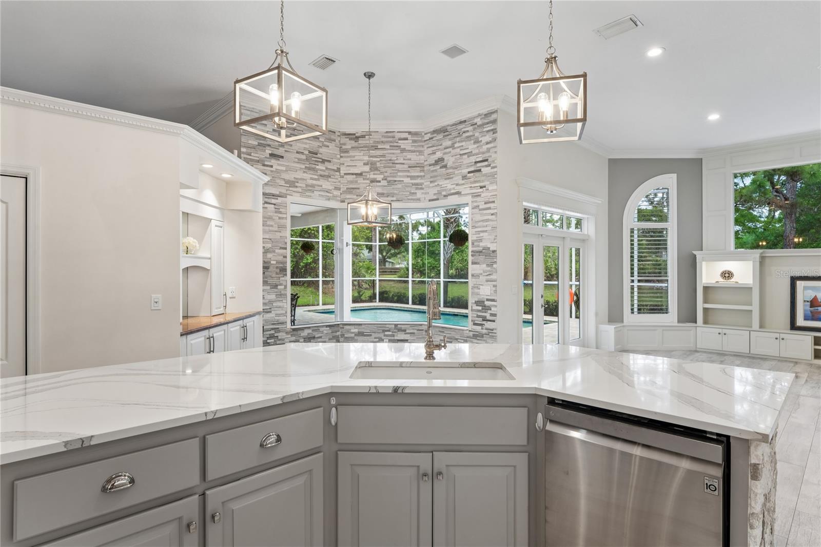 Kitchen and Breakfast Nook