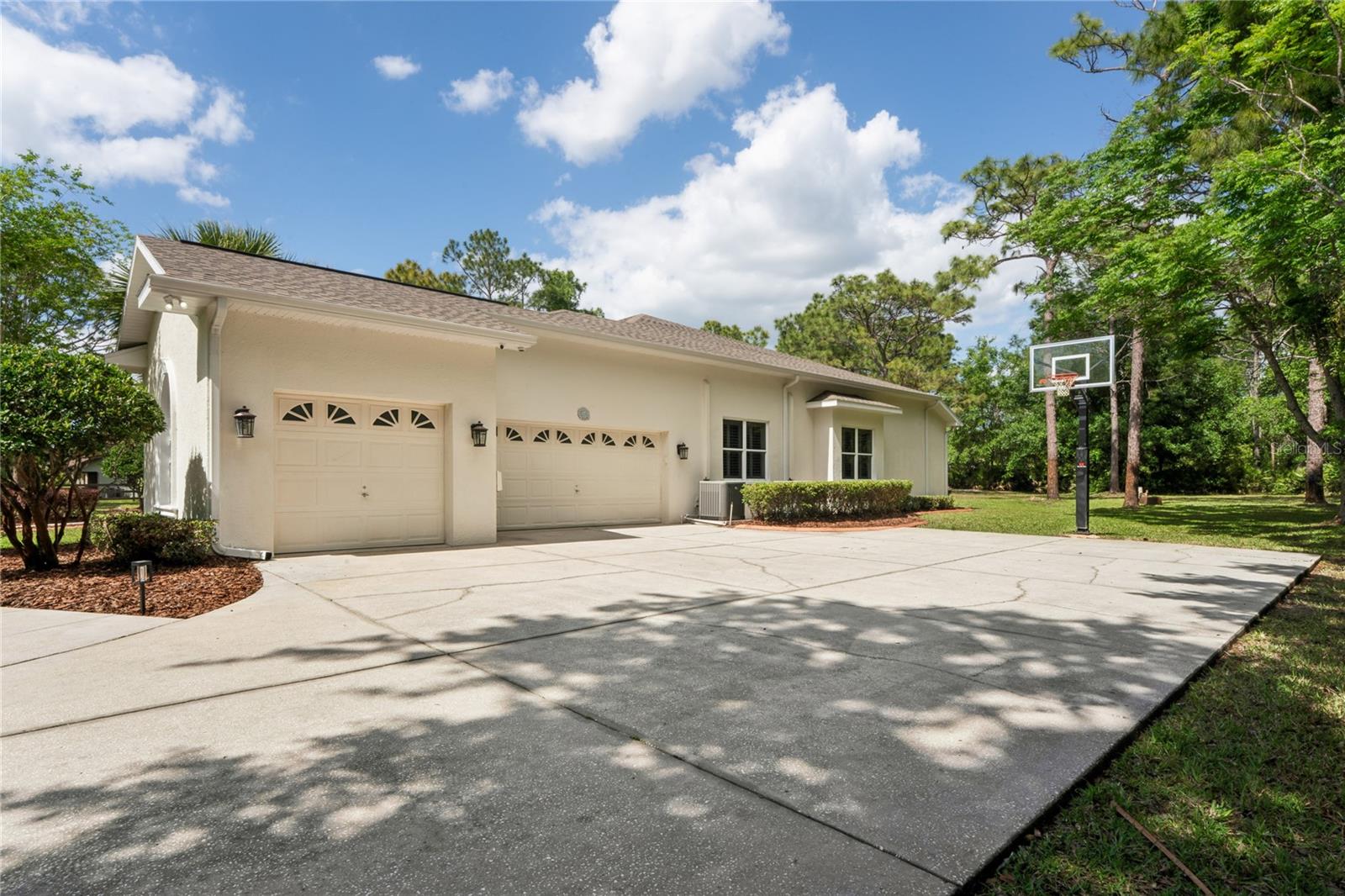 Side Entry 3-car Garage