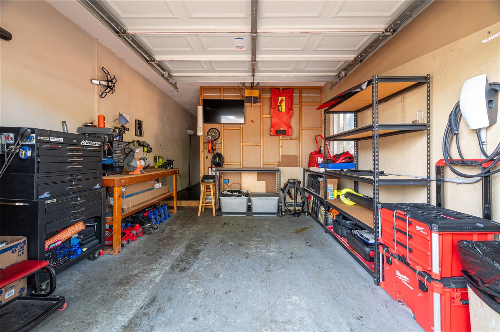 Attached Garage