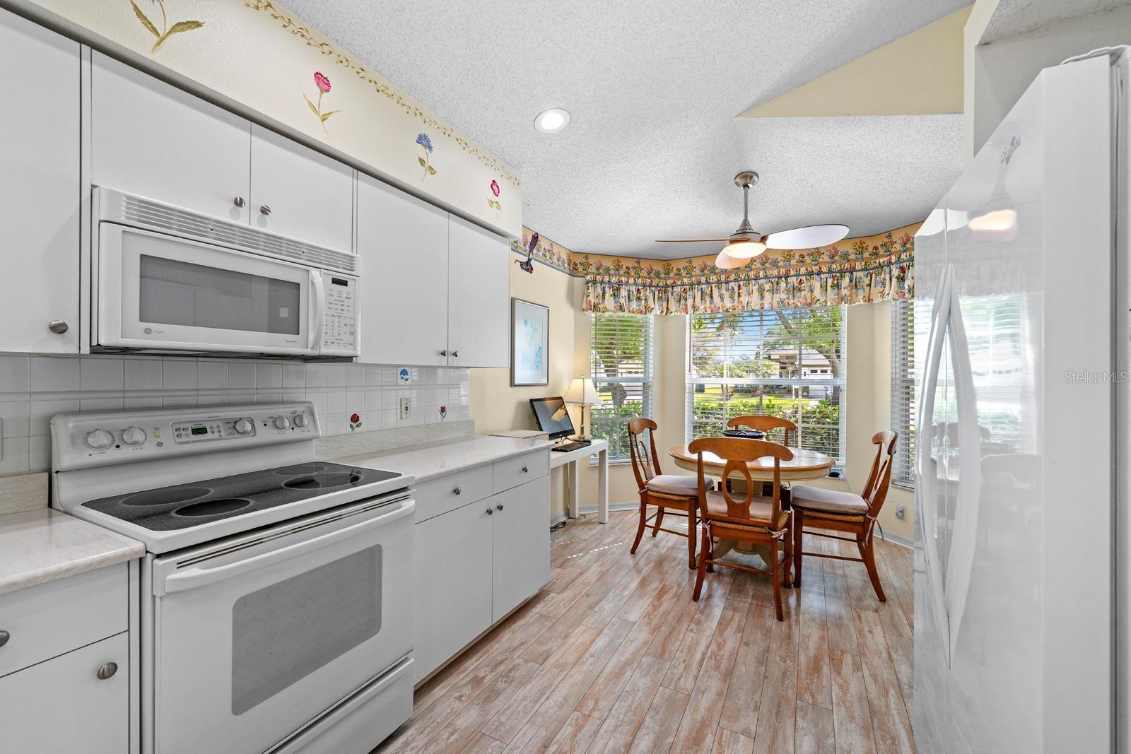 Breakfast nook seating