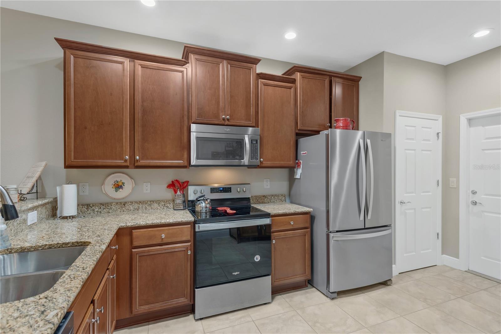 Soft Closed Cabinet Doors