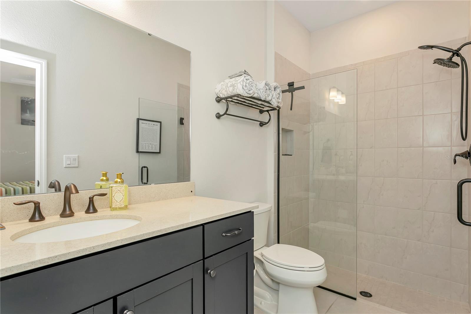 En suite bathroom for bedroom 1