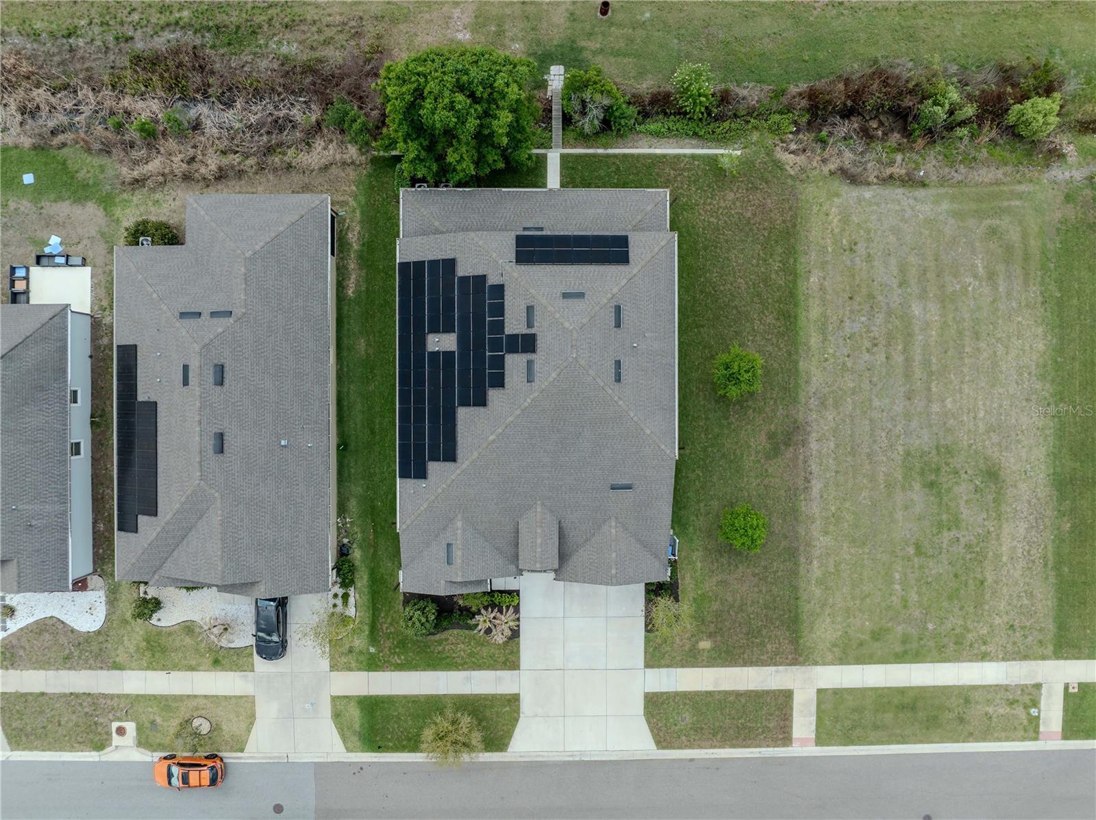 Stop worrying about the thermostat! These paid-off solar panels ensure you can keep the home as cool as you like!