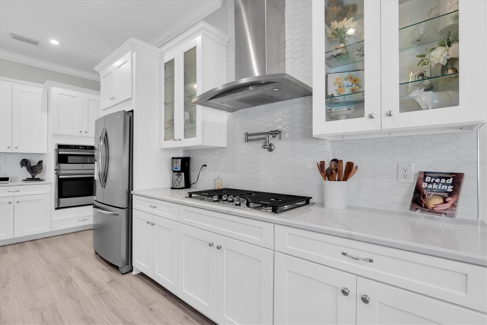PLENTY OF CABINETS AND COUNTER SPACE PLUS GAS COOKTOP