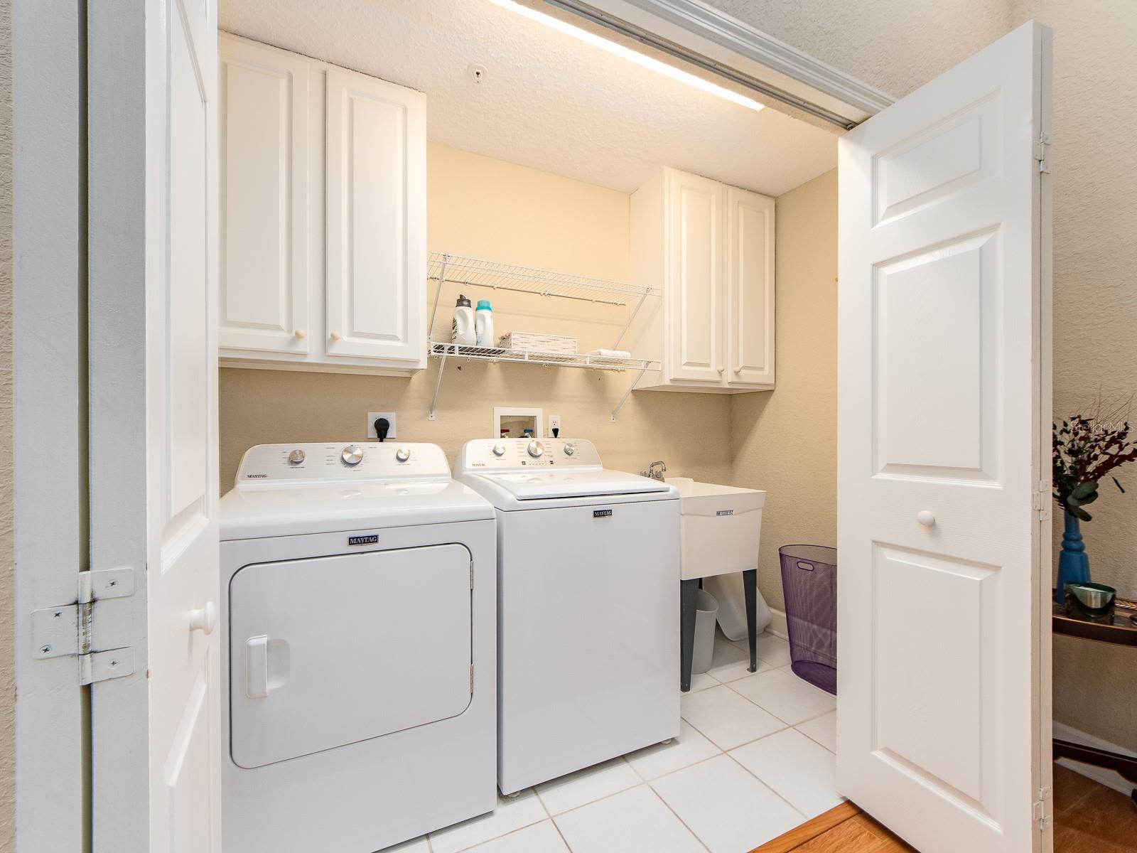 Laundry closet with sink