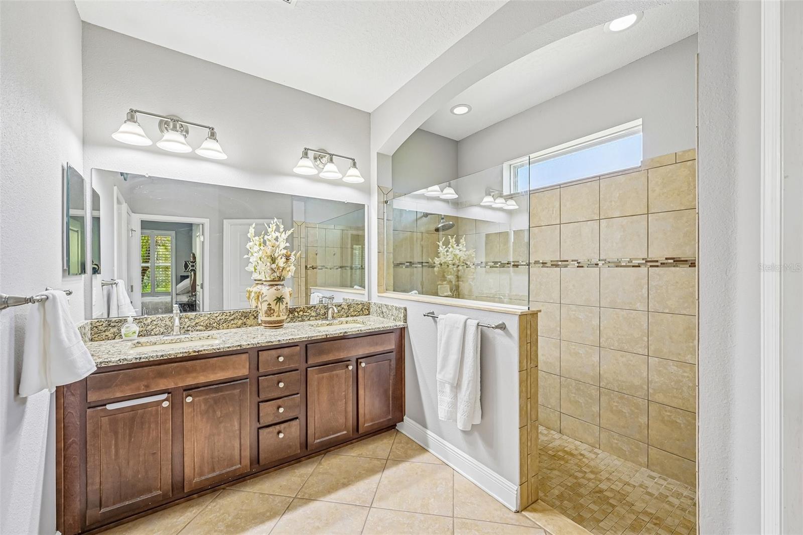 Primary En Suite Bathroom