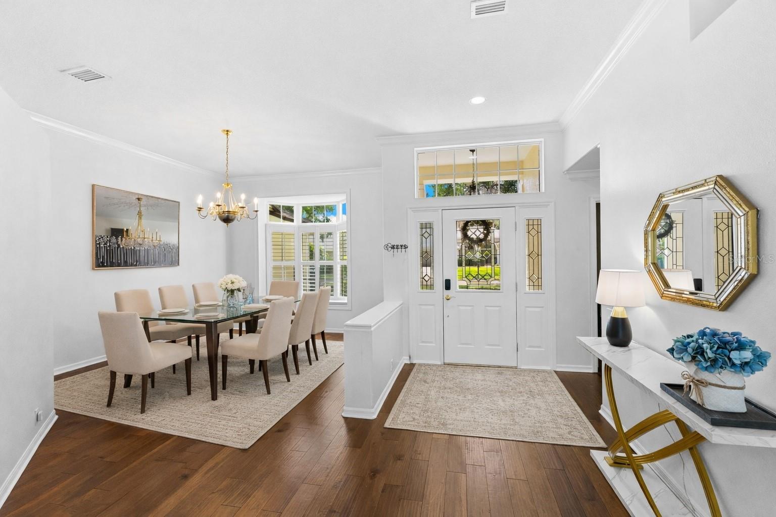 Virtual Staged Dining Area