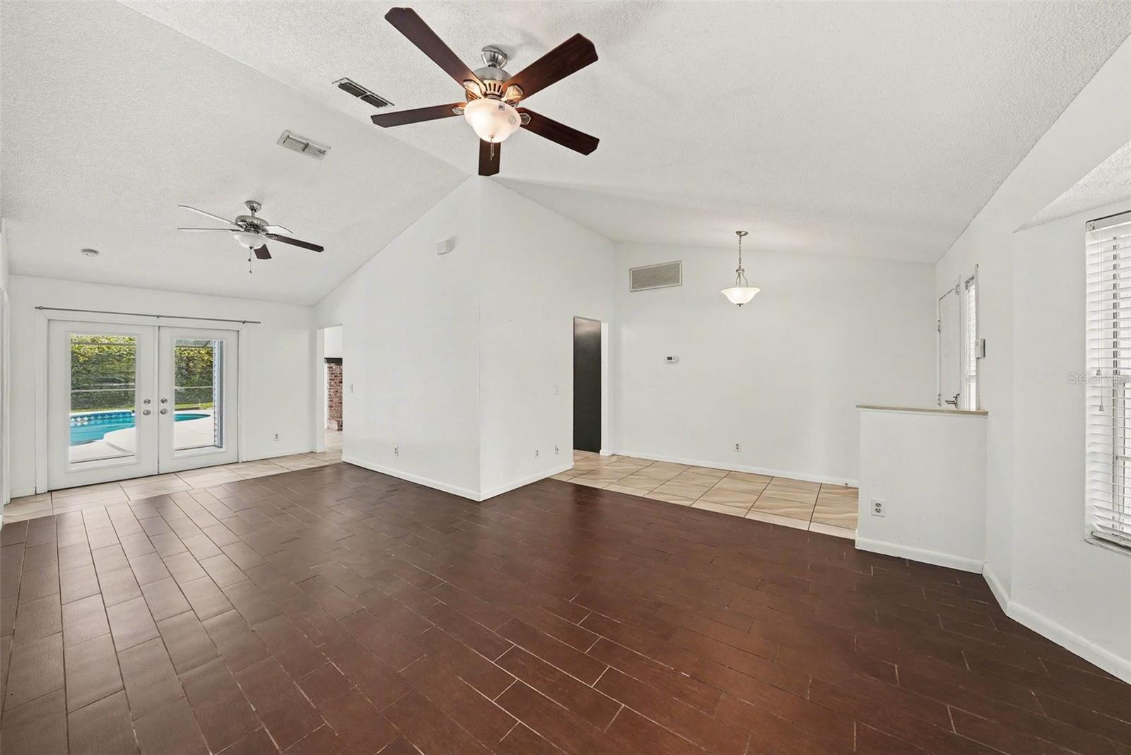 Formal living & dining combo