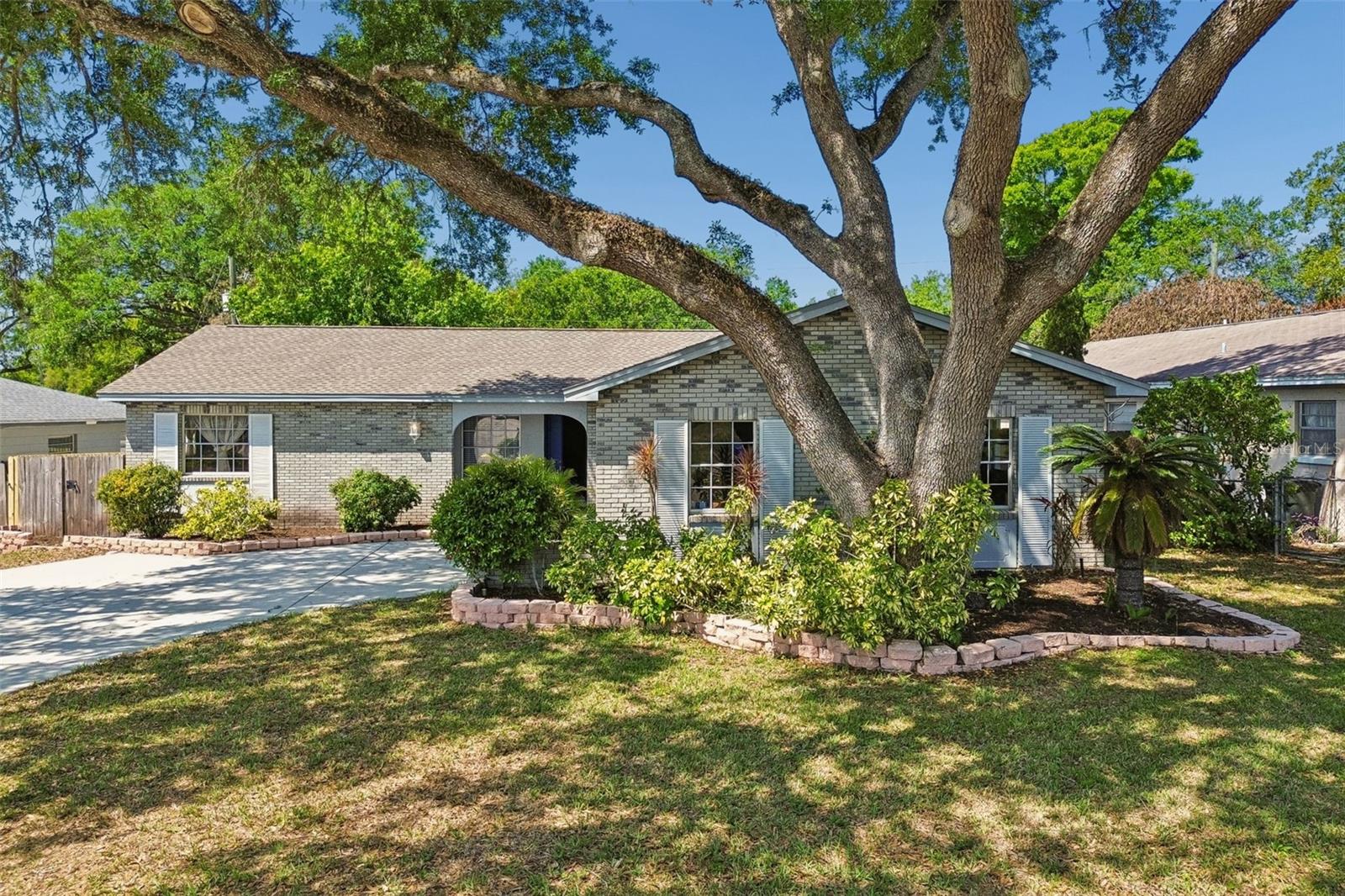 Welcome to 2210 Ladywood Ct