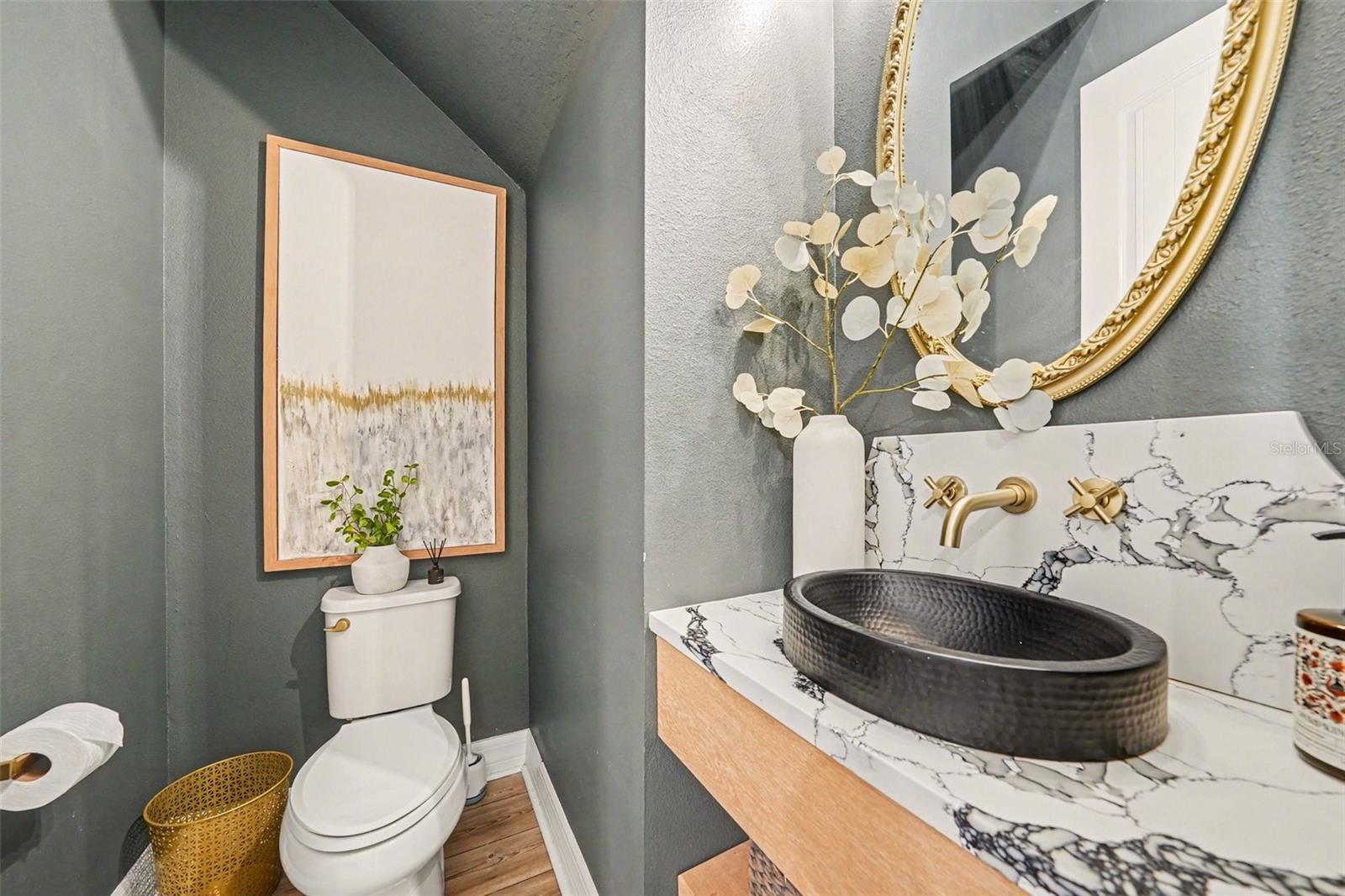 Powder bath you'll be proud to share with guests!