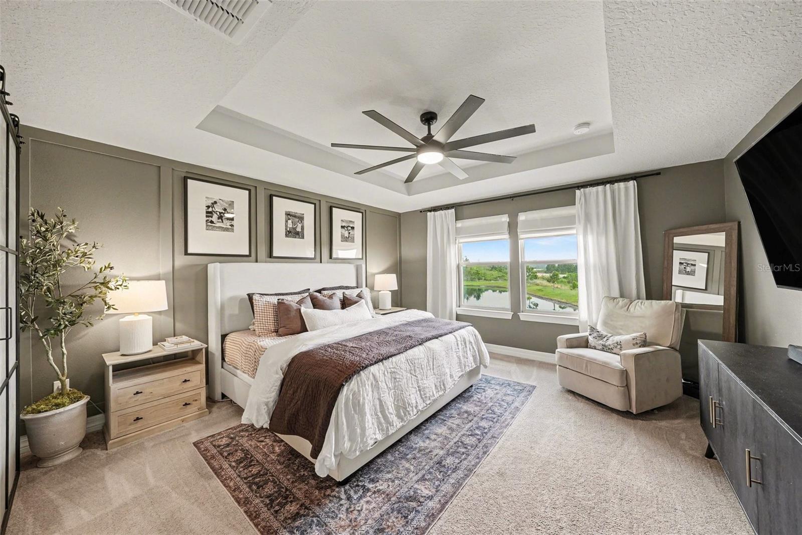 Owner's retreat is magnificant!