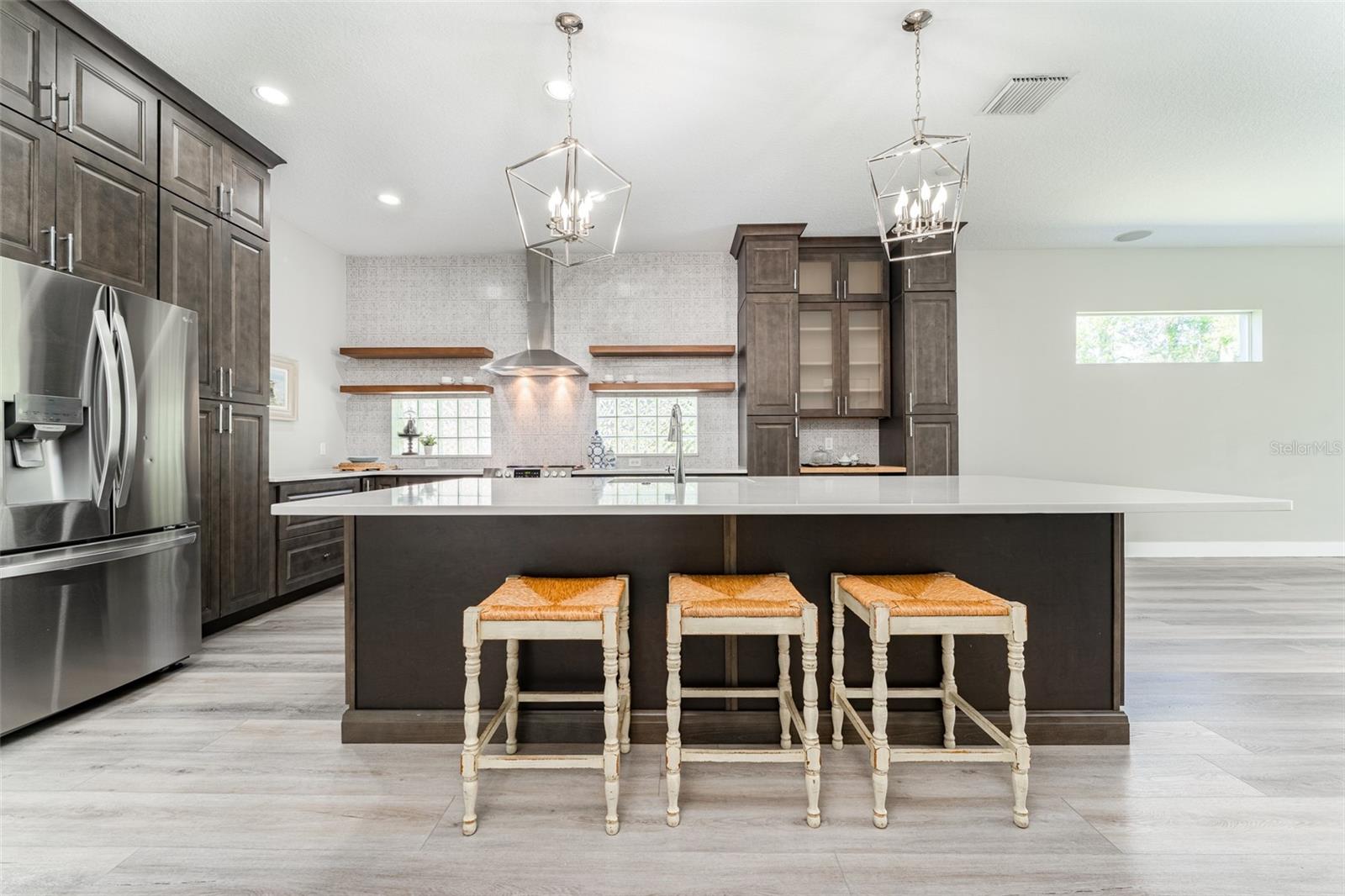 Chef's Kitchen w/ eat at Breakfast Bar