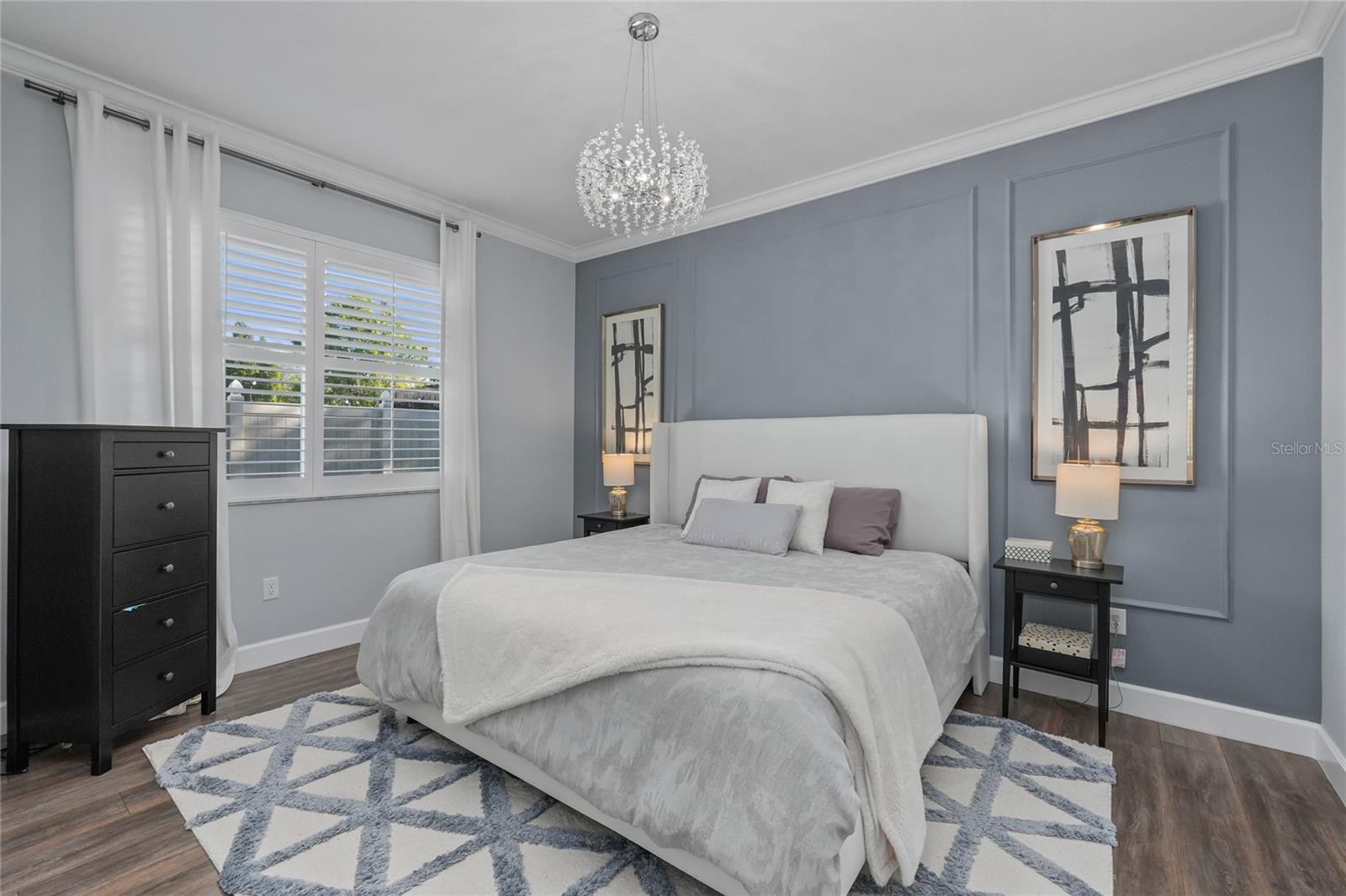 Bedroom on 1st Floor perfect for In laws or guests