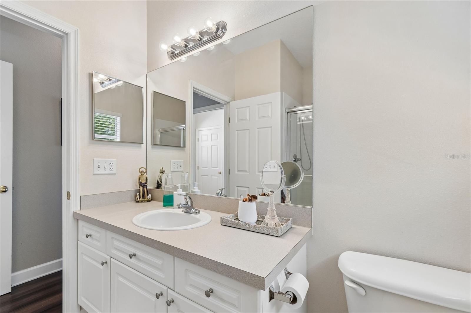 Primary Bathroom (Second Floor)