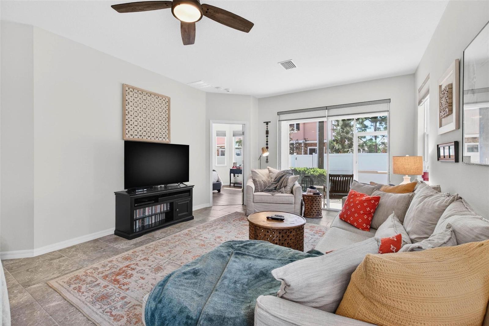 Living Room/Entry door to Main Floor Primary