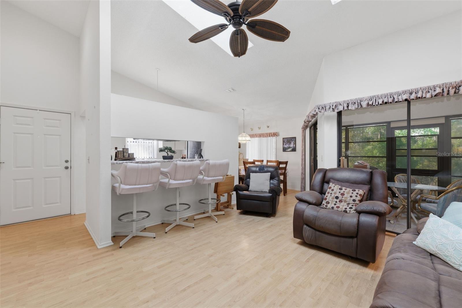 Living/Kitchen/Dining